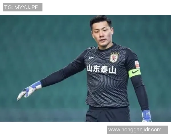 足球传奇王大雷:从少年神童到国家队守门员的辉煌征程 足球传奇王大雷:从少年神童到国家队守门员的辉煌征程