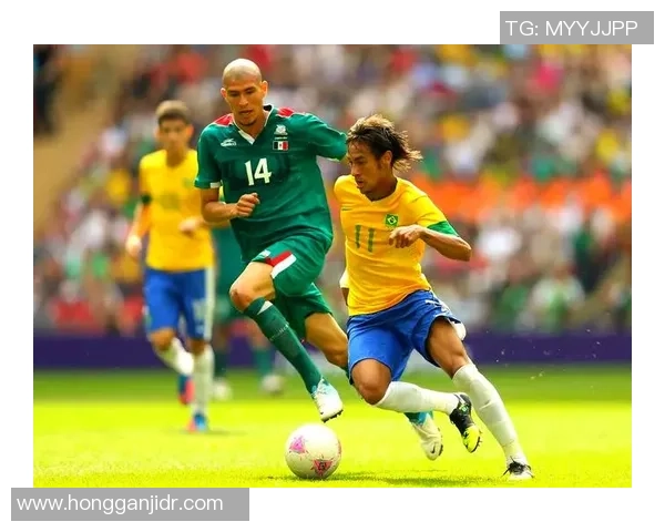 耐克高颜值足球鞋引领潮流与球技双重突破,助力球星尽显锋芒 耐克高颜值足球鞋引领潮流与球技双重突破,助力球星尽显锋芒